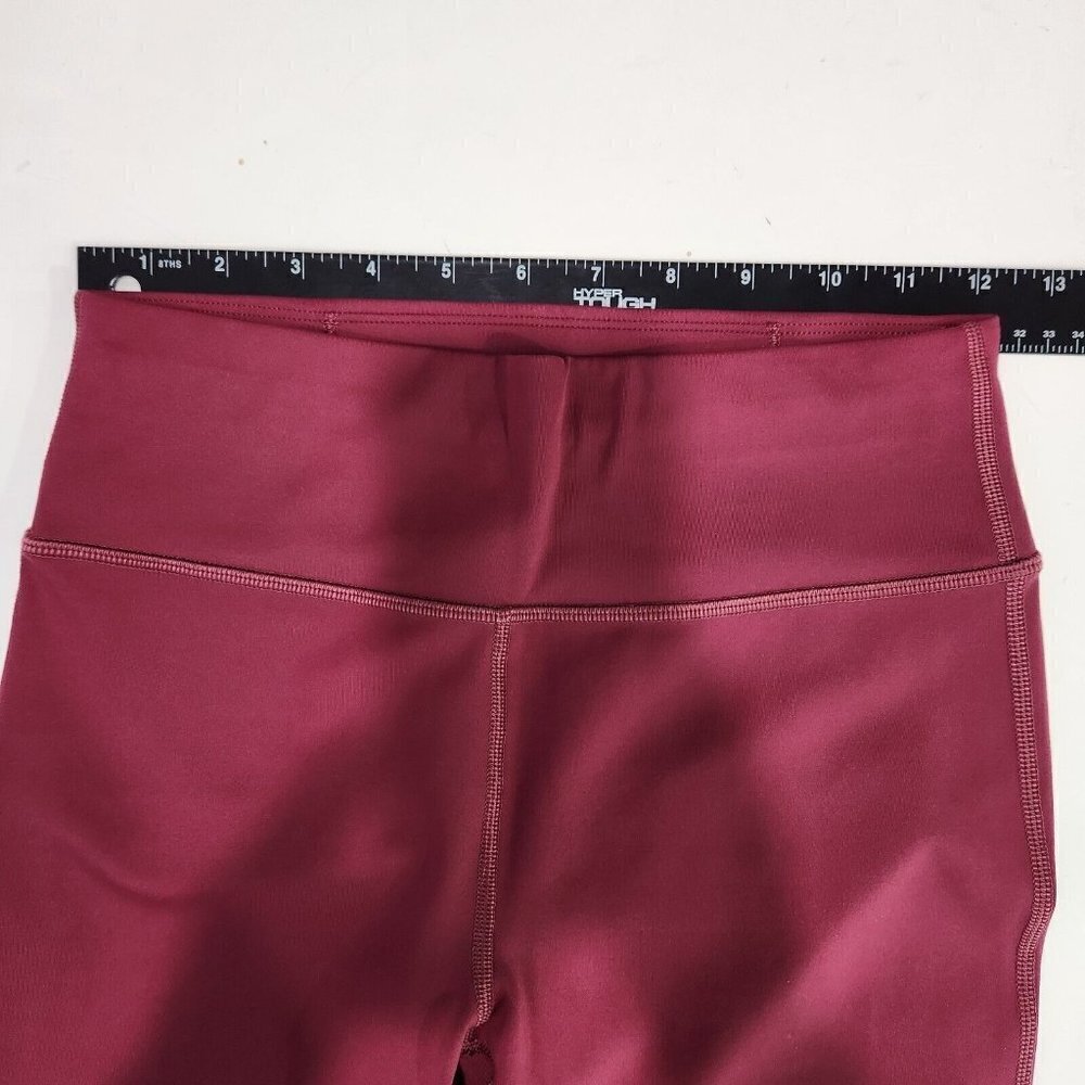 Peloton Move Rib Insert Capri Leggings‎ Womens M Maroon Peach Spinning Athletic - Picture 5 of 9
